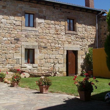 Bed and Breakfast Peñasalve Villamonico Exterior foto