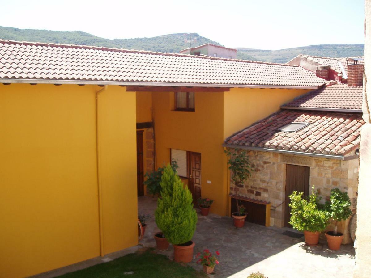 Bed and Breakfast Peñasalve Villamonico Exterior foto